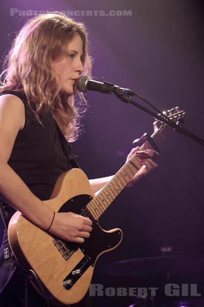 HELENA DELAND - 2017-12-04 - PARIS - La Maroquinerie - 